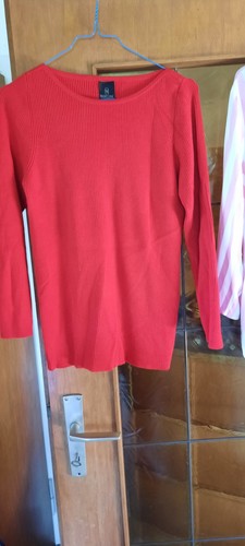 Pullover rot neu - in,
