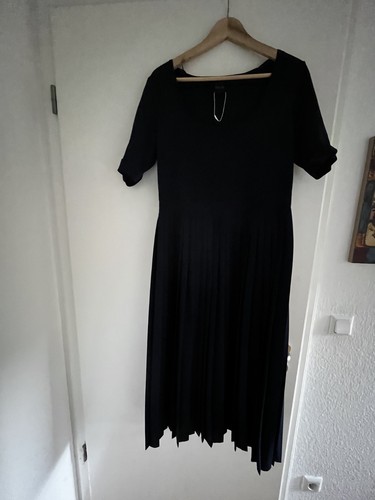 Madeleine pliseekleid blau wie - madeleine,